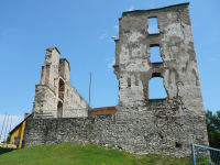 Burgruine Obervoitsberg mit den Burghofspiele